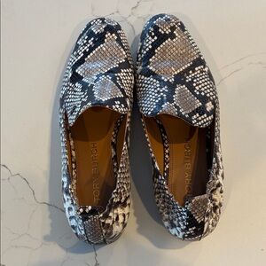 Tory Burch Women's Snakeskin Pattern Loafers - Black and White